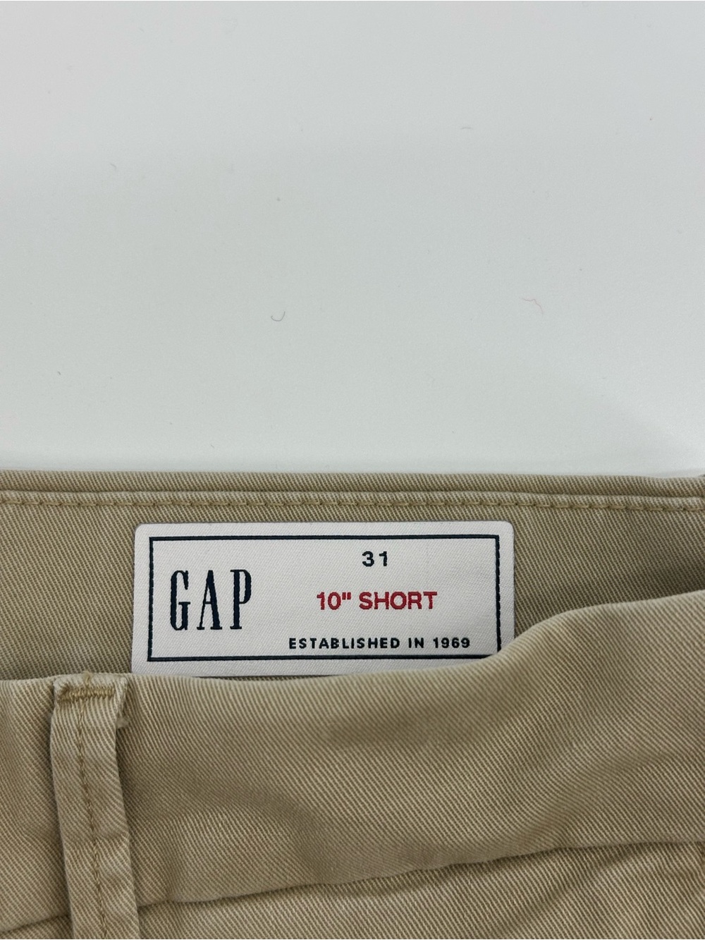 GAP Women's 10” Short Flat Front Shorts in Khaki - Picture 8 of 10